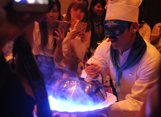 「ディズニー・ダイニング・ウィズ・ザ・センス~ディズニー映画『ライオン・キング』より~」 2016 夏