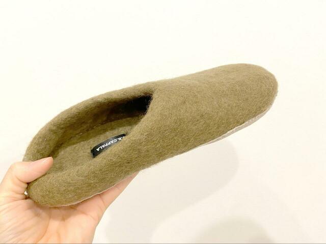 【BEAMS fennica ルームシューズ フェルトスリッパ】素材が羊毛なので、とっても軽くて足に負担がかかりません◎