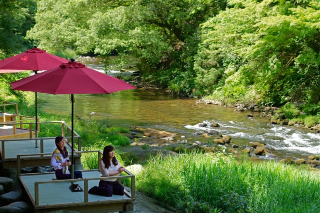 界 加賀　鶴仙渓 川床