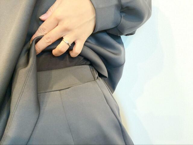 【GLOBAL WORK  上品スウェットセットアップ】ウエストゴムで締め付け感もないので長時間の着用もノンストレス！