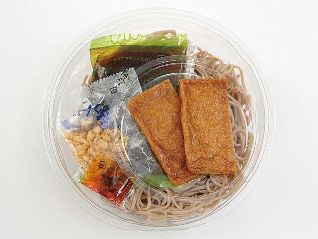 「冷しぶっかけそば（ラー油）」＜398円＞【ミニストップが「でか増しフェア」の第2弾を開催】