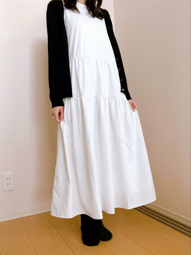 【UNIQLO　コンビネーションティアードワンピース】涼しくなる頃にはアウターを羽織ったり、トップスやシャツなどを合わせてスカートのように着こなすのもおすすめ♪
