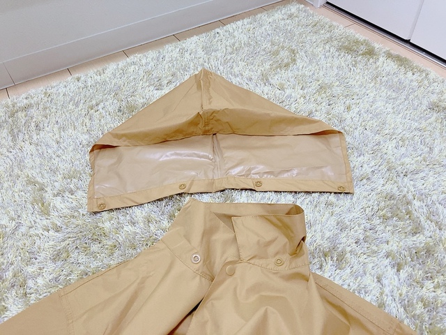 【ワークマン トラベルシェルライトレインジャケット】フードを取り付け可能