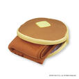 「ホットケーキ型ケース付きブランケット」＜価格：4,800円（税込）＞【刺繍入り“すみっコぐらしトートバッグ”が大人可愛い♪「すみっコぐらし×珈琲館 ハッピーバッグ」が数量限定で販売！】　　