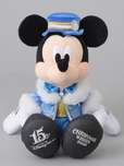 ぬいぐるみ（ミッキーマウス）¥4,500｜東京ディズニーシー「クリスマス・ウィッシュ」（2016年）スペシャルグッズ