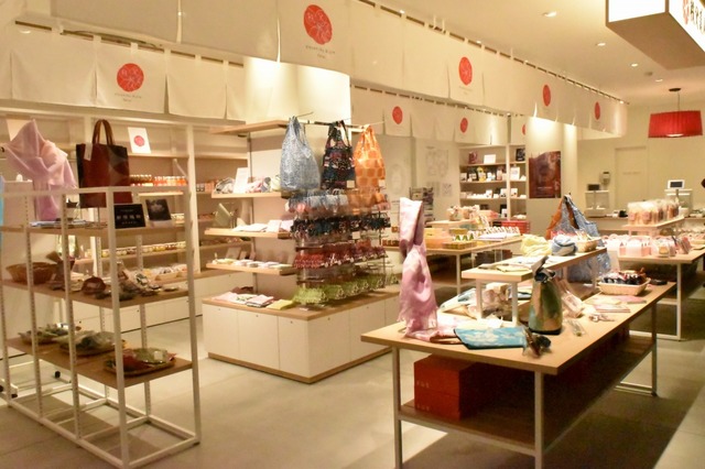 秩父銘仙を今時のデザインで販売