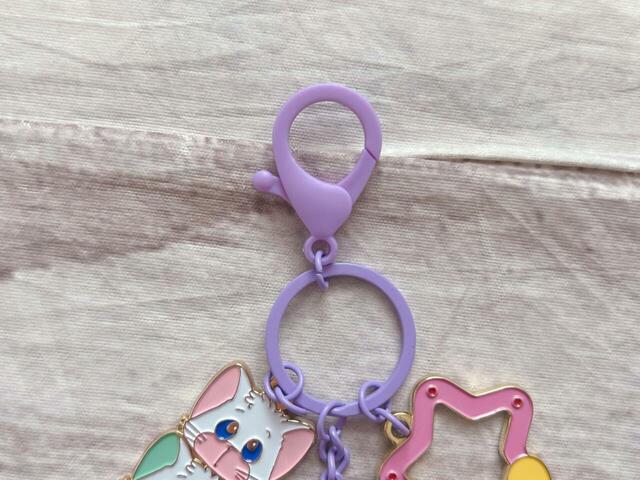 カラーはパープルとピンクの2色展開。今回はパープルをチョイス