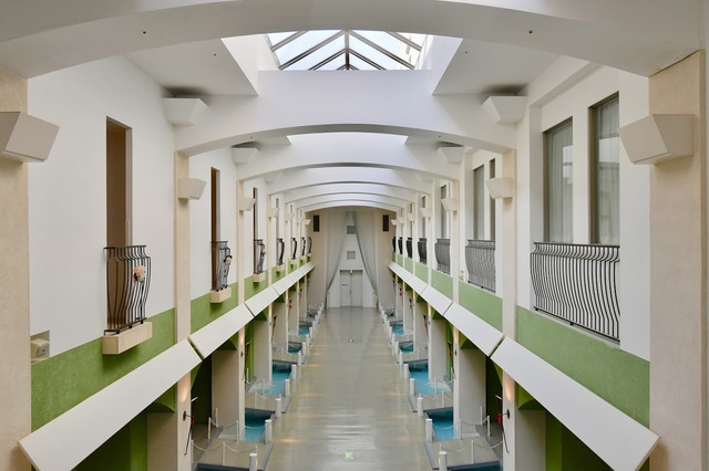 地中海のリゾート地リビエラ風のウイルポート。