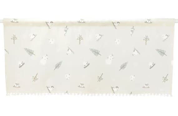 【ニトリ デコホーム】「小窓カーテン(シマエナガNG08)」幅100×丈45cm 799円、幅100×丈90cm 1,390円