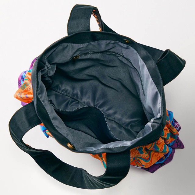 フリルトートバッグ「リメンバー・ミー」|¥ 6,490 (税込)