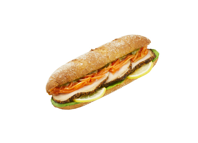 【焼きたてサンド】パストラミチキン＆彩り野菜