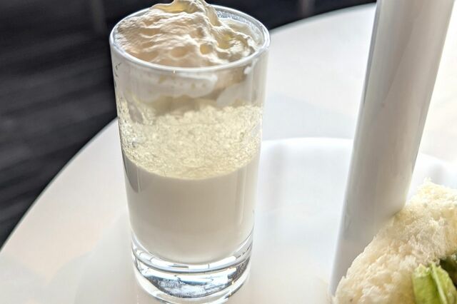 【リゾナーレトマム】「霧氷アフタヌーンティー」の霧氷ヴェリーヌ