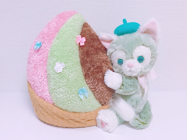 リボンをペタペタ