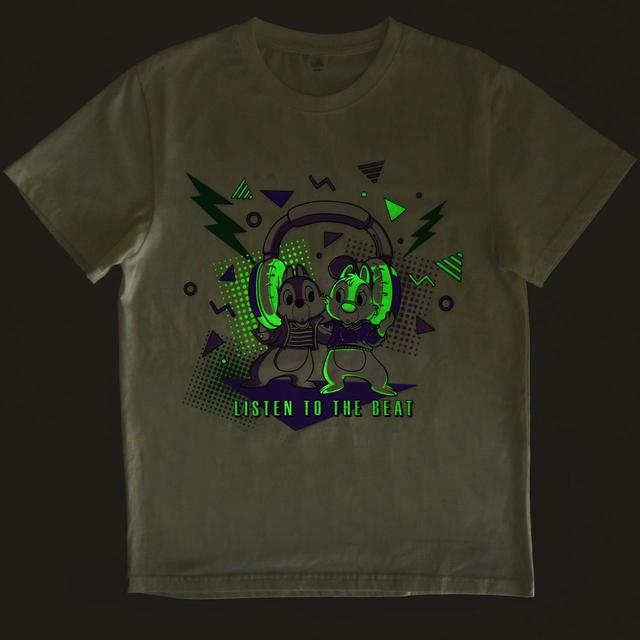 チップ＆デール 半袖Tシャツ 蓄光 LISTEN TO THE BEAT　3,960円 