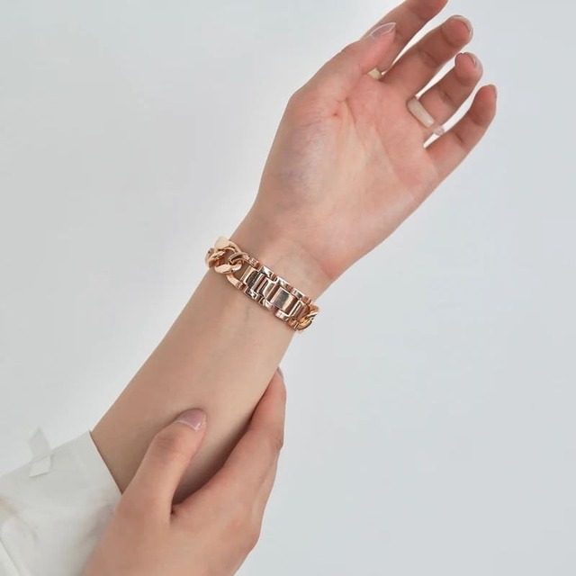 「ベーシックチェーン」調節可能アップルウォッチバンド チェーンは調整可能