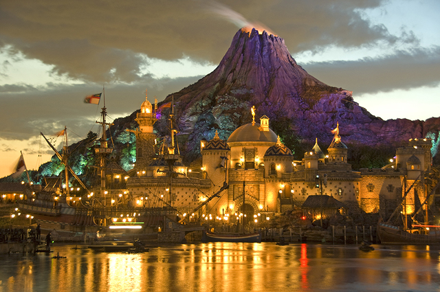 プロメテウス火山とフォートレス・エクスプロレーション