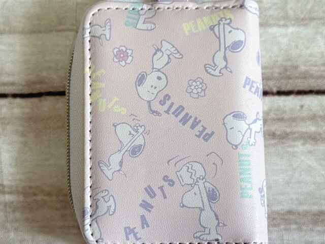 パステルカラーのスヌーピーがレア！