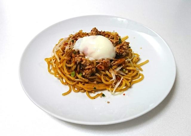 カークランドシグネチャー　台湾風まぜそばキット　1.01kg　998円