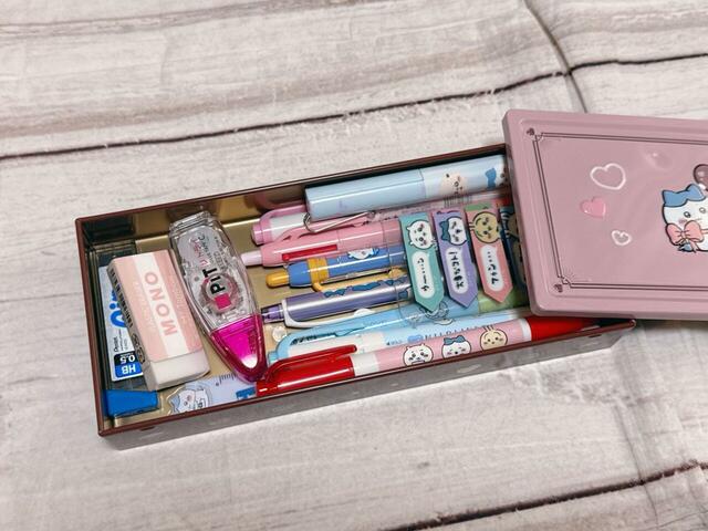 筆者イチオシの缶の活用方法はステーショナリー入れ！