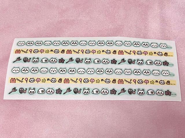 【ちいかわ×キャンドゥ】ちいかわメインのシール。モモンガや鎧さんもいます♪