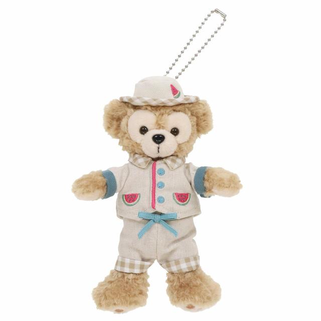 ぬいぐるみバッジ 2,200円｜サイズ：高さ約15cm｜ダッフィー＆フレンズのテイスティ・サマー・サプライズ