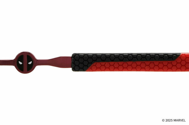 メガネ ¥12,200|Zoff「MARVEL COLLECTION DEADPOOL&WOLVERINE」DEADPOOL MODEL