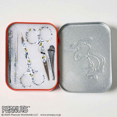 【『smart 2025年4月号』(宝島社)】身だしなみを整えるのに便利なグルーミングツール