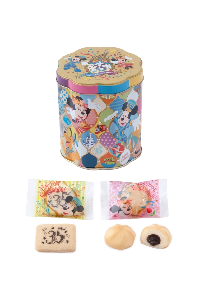 アソーテッド・クッキー 1,200円｜縦約12×横約12×高さ約13cm｜内容量：18個（プリントクッキー8個、チョコインクッキー10個）｜東京ディズニーリゾート35周年“Happiest Celebration! ”スペシャルグッズ