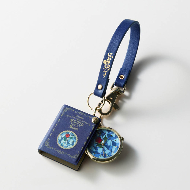 ストーリーブック型ハングウォッチ(選べるキャラクター)|¥7,480 (税込)