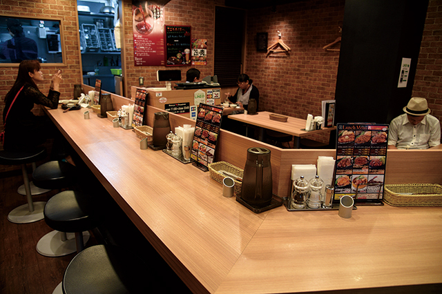 デンバープレミアム西新宿店