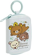 【リラックマ「チャイロイコグマのくまきゅんDays」】「スマートキーケース」2,530円／キーチェーンがついているので鍵をぶら下げて収納できます
