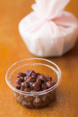甘処 あかね／煮あずきはお持ち帰り用も販売（350円〜）。一粒一粒が際立つ逸品で、贈り物にしても喜ばれそう。