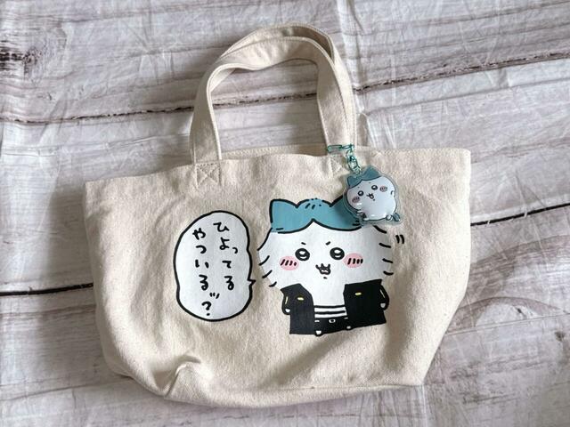 バッグにつけるとアクセントになります♪