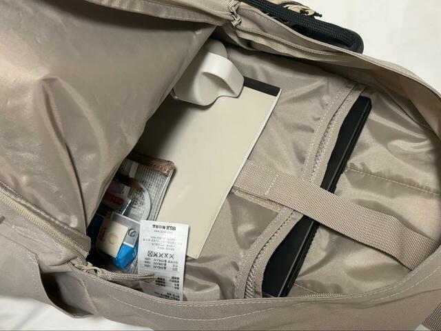 【無印良品　肩の負担を軽くする　撥水　リュックサック】まだまだ余裕がありました。メイン収納部にはPCスリーブもついています