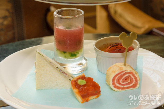 “ディズニー夏祭り”アフタヌーンティーセット 3190円｜ドリーマーズ・ラウンジ｜サンドウィッチ&オードブル