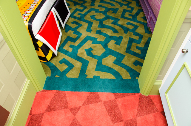 東京ディズニーランドホテル「ディズニーふしぎの国のアリスルーム」©Disney