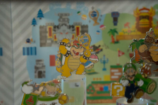 コレクタブルピンバッジ