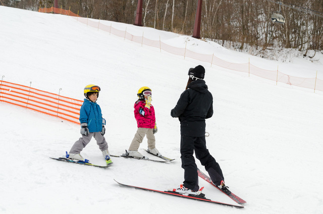 タングラムスキー＆ ボードスクール（SAJ）｜タングラム斑尾「タングラムスキーサーカス」