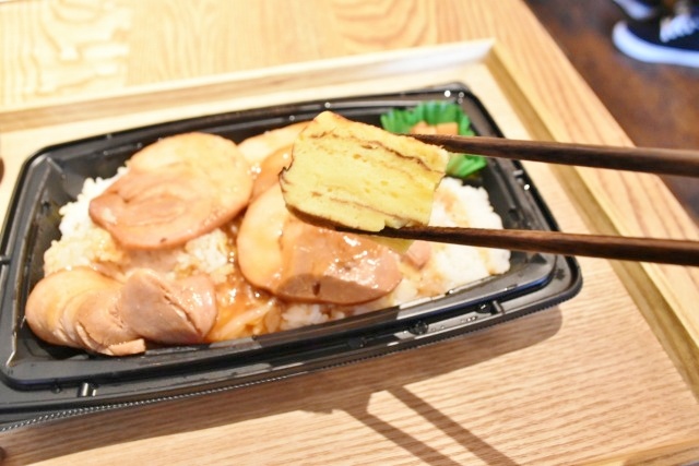 卵焼きやタケノコ煮もぬかりなく美味しい。