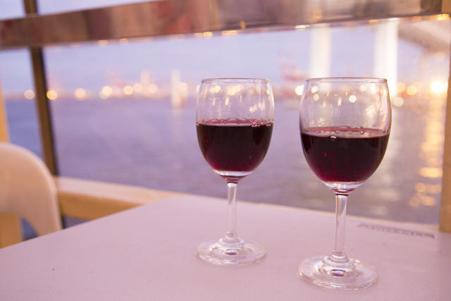 豪華クルージングで横浜の夜景を楽しめる「ゆかた祭り」