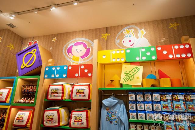 東京ディズニーリゾート・トイ・ストーリーホテル「ギフト・プラネット」 