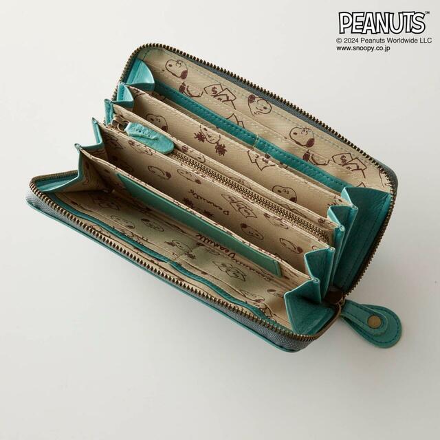 【ベルメゾン】本革長財布〔日本製〕「スヌーピー」|¥ 19,800 (税込) © 2024 Peanuts Worldwide LLC