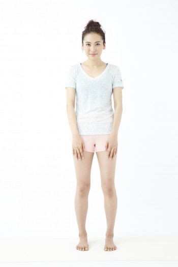 毎日の立ち方を変えるだけでスリムになれる 美尻立ちダイエット 1 2 ハピママ 毎日の立ち方を変えるだけでスリムになれる 美尻立ちダイエット 1 2 ハピママ