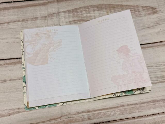 ウィークリーページ以降には、フリーメモページもついており便利!