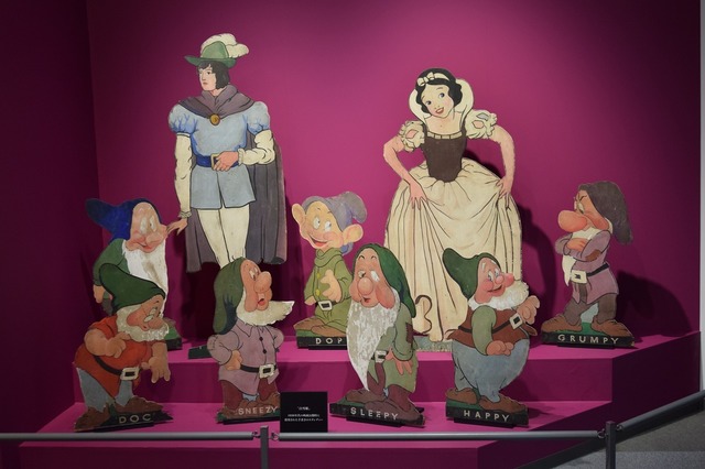 「白雪姫」1930年代の映画公開時に使用された手書きのスタンディー