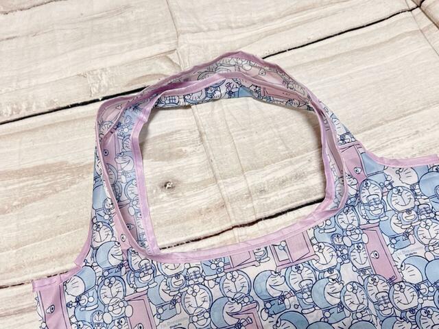 長めの持ち手で、肩がけもラクラク可能