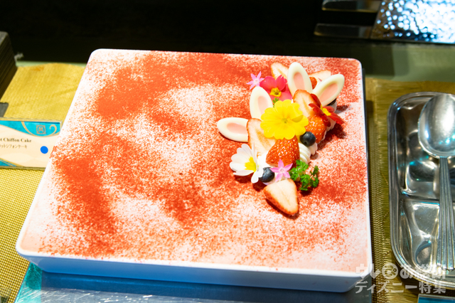 “ディズニー・イースター”ランチブッフェ／ディナーブッフェ｜東京ディズニーシー・ホテルミラコスタ「オチェーアノ」