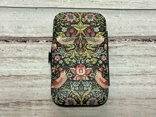 裏面は異なる柄が楽しめます！