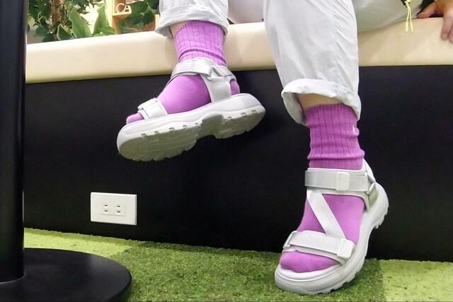 【GU ボリュームソールテープサンダル】2時間ほど歩いてみましたが、靴ずれも痛みもなし！