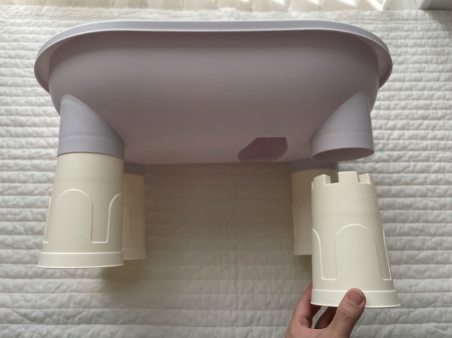 【3COINS＋plus ウォーターテーブル／KIDS外遊び】はめ込むだけで簡単に組み立てられます